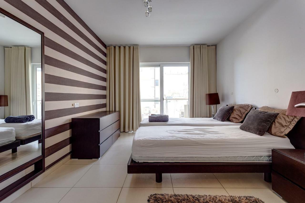 Apartment Contemporary, Luxury With Valletta And Harbour Views