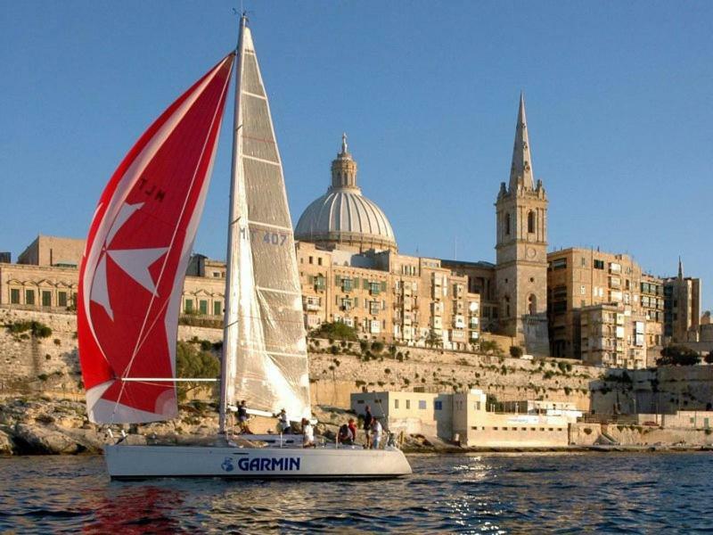 Apartment Contemporary, Luxury With Valletta And Harbour Views *
